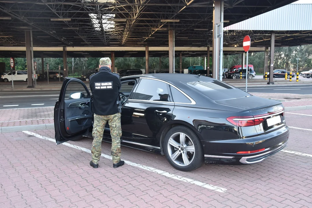 Powiat bialski: Chciał wyjechać luksusowym autem na Białoruś. Samochód był poszukiwany w Niemczech - Zdjęcie główne