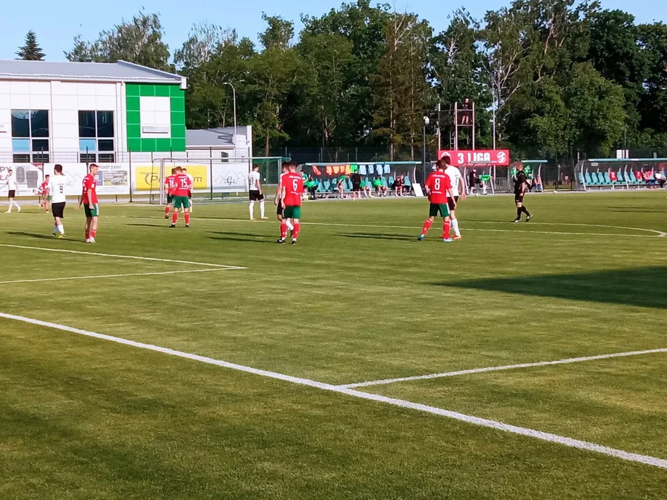 Podlasie. Jeden gol, drugi gol, trzeci leci, na tablicy 5:2 się świeci! - Zdjęcie główne