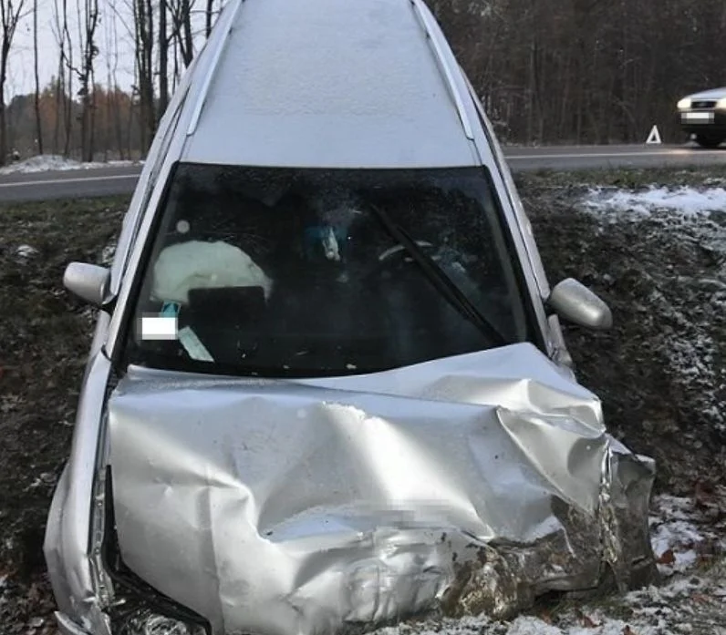 Powiat bialski: dwie osoby ranne po zderzeniu osobówek (AKTUALIZACJA) - Zdjęcie główne