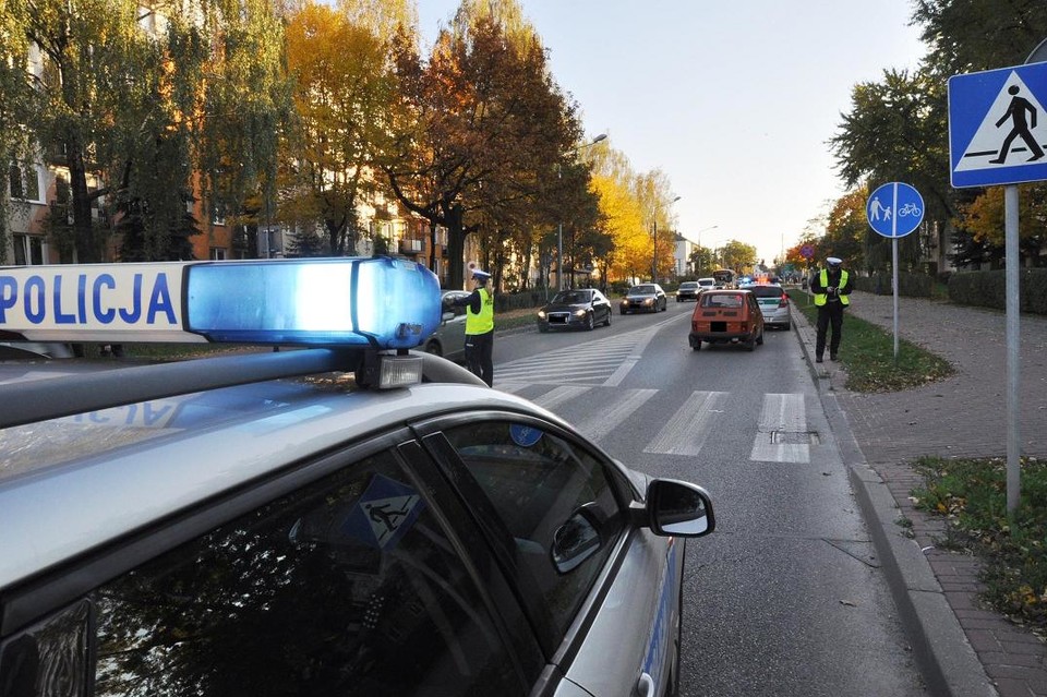 97-latek wjechał w pieszych - Zdjęcie główne