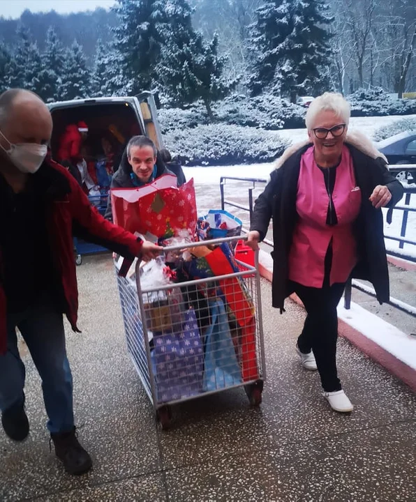 "Zostań mikołajem! Obdaruj mieszkańca Domu Pomocy Społecznej!"