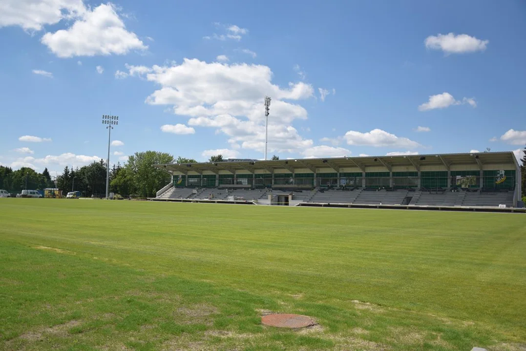 Biała Podlaska : Budowa stadionu na finiszu (ZDJĘCIA) - Zdjęcie główne