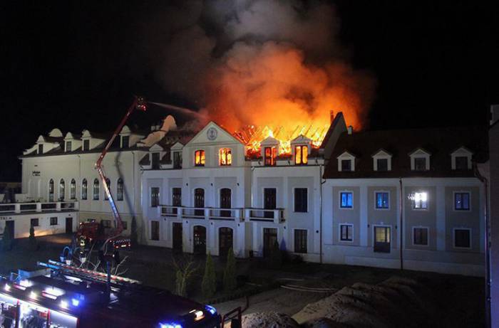 Płonął Dom Pielgrzyma przy sanktuarium w Kodniu - Zdjęcie główne