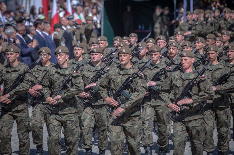 Przysięga żołnierzy WOT w Białej Podlaskiej (zdjęcia) - Zdjęcie główne