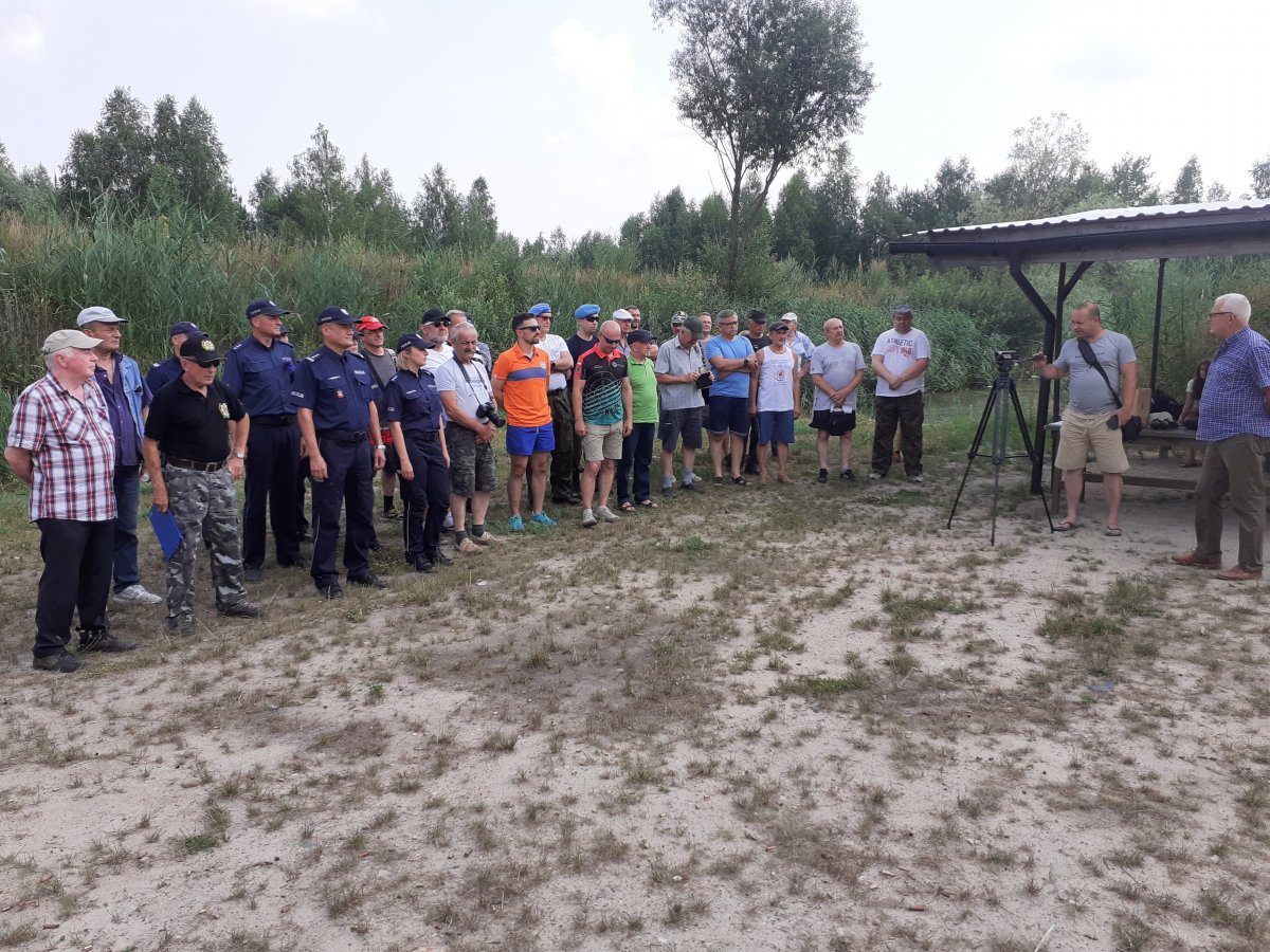 Bialscy policjanci  na drugim miejscu w zawodach strzeleckich - Zdjęcie główne