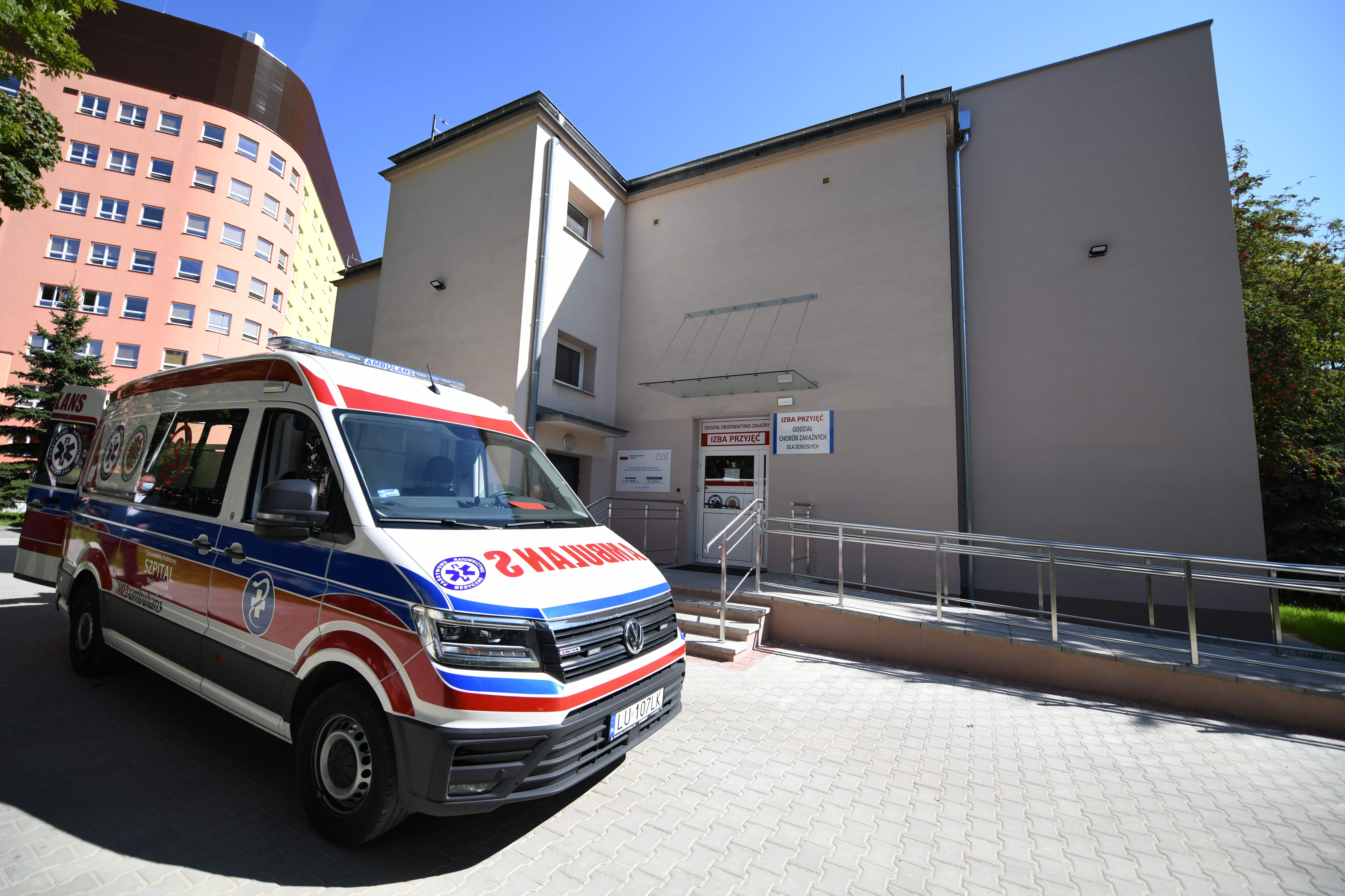 Lublin: Szpital przy ul. Biernackiego ma już windę. Ma ułatwić funkcjonowanie pacjentom i personelowi - Zdjęcie główne