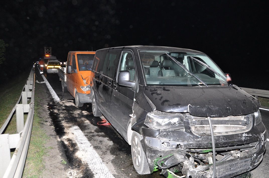 Wypadek z udziałem trzech aut na krajowej dwójce - Zdjęcie główne