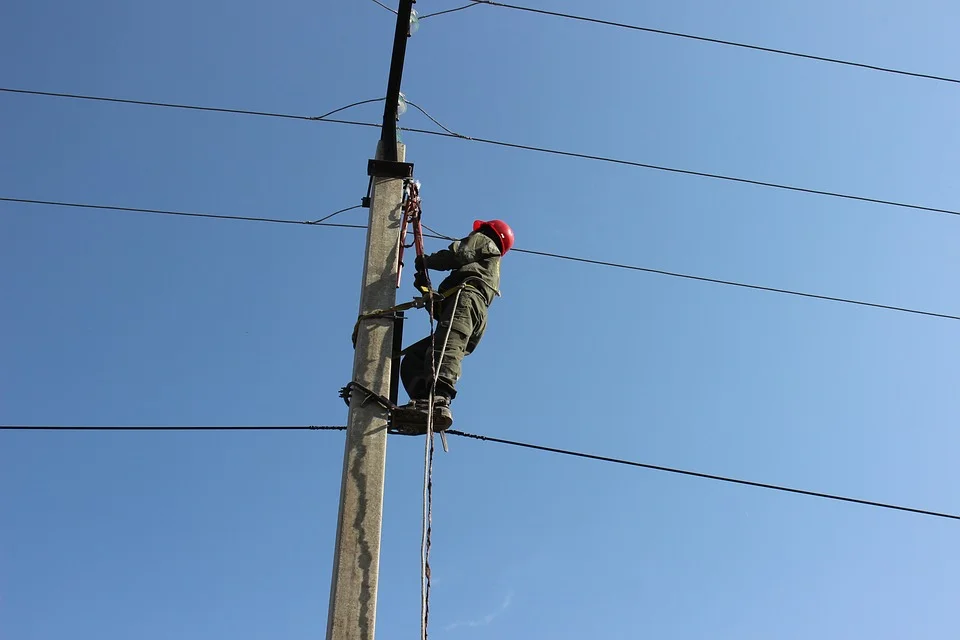 Przerwy w dostawach energii elektrycznej. Planowane wyłączenia prądu w powiecie bialskim w najbliższych dniach - Zdjęcie główne