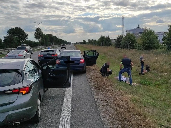 Biała Podlaska: Odpowiedzą za oszustwa na funkcjonariusza CBŚP - Zdjęcie główne