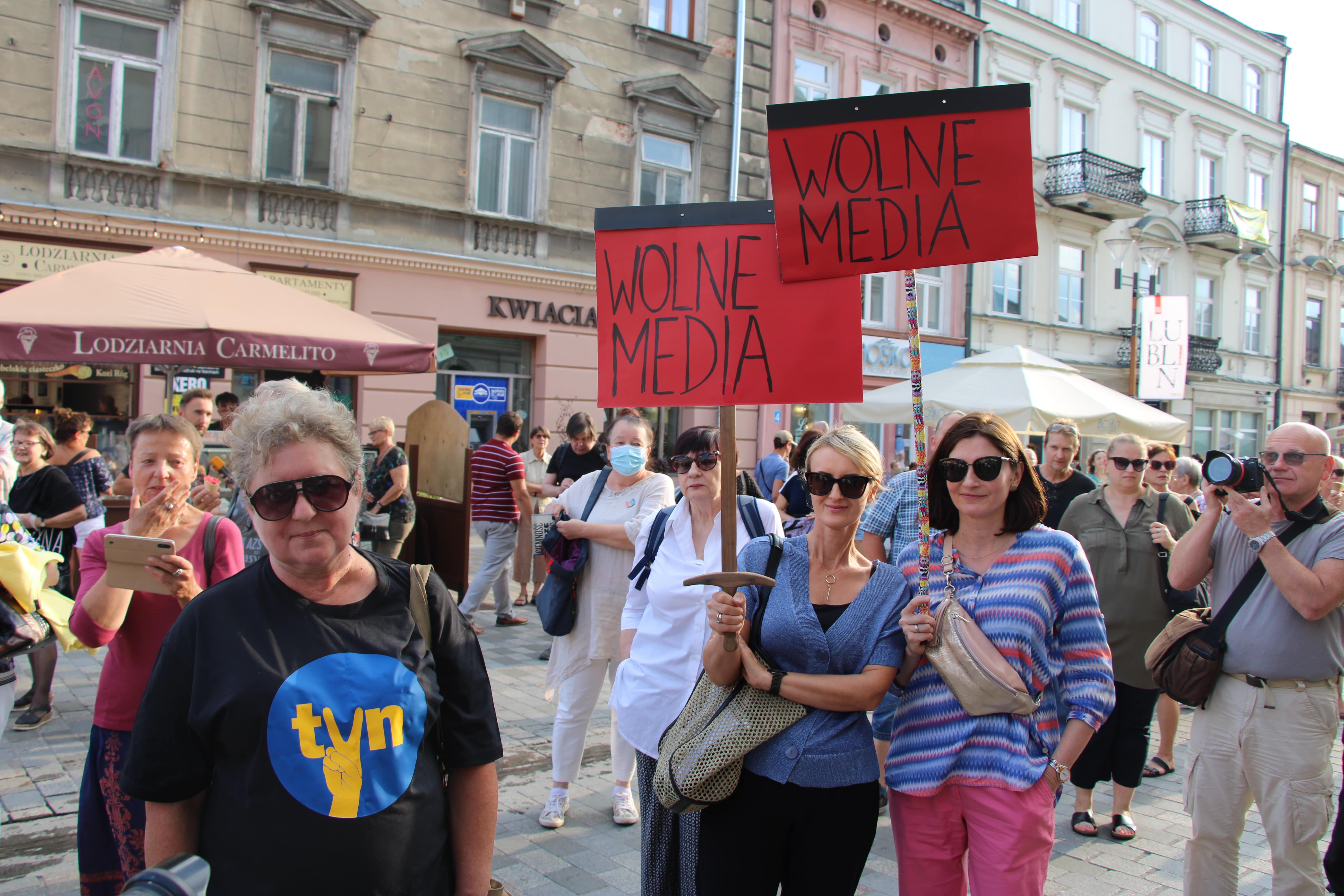 Pikieta "Wolne media Wolni ludzie Wolna Polska" w Lublinie