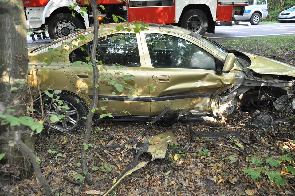 Uderzył w jadące przed nim auto - Zdjęcie główne