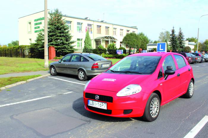 WORD nie wpuścił na egzamin z gorączką. Ale kasę wziął - Zdjęcie główne