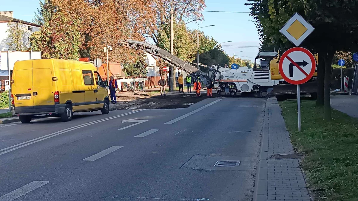 Skrzyżowanie z ul. Słowackiego zamknięte. Jakie objazdy? - Zdjęcie główne