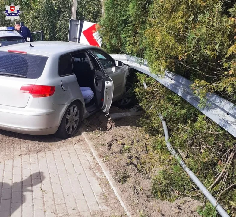 Powiat lubartowski: Uciekał przed policjantami, uderzył w barierki - Zdjęcie główne