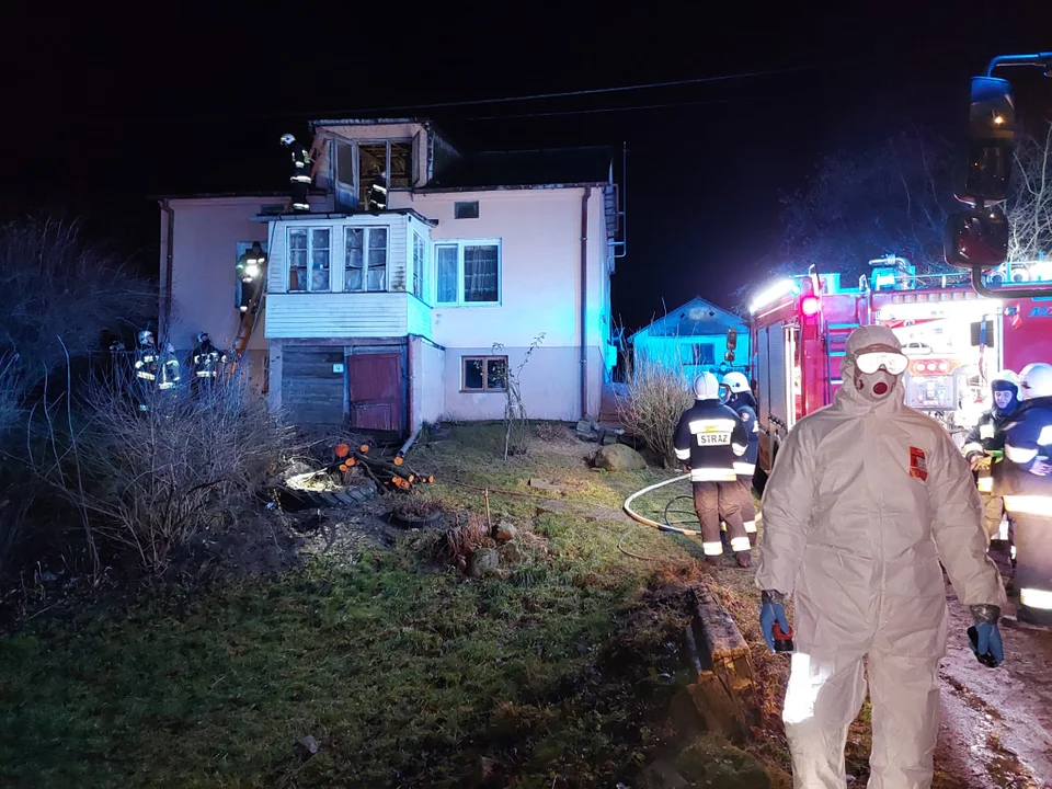 W domu pod Lublinem wybuchł pożar. Mieszkańcy byli akurat na kwarantannie - Zdjęcie główne