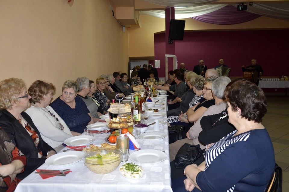 Ostatki u seniorów - Zdjęcie główne