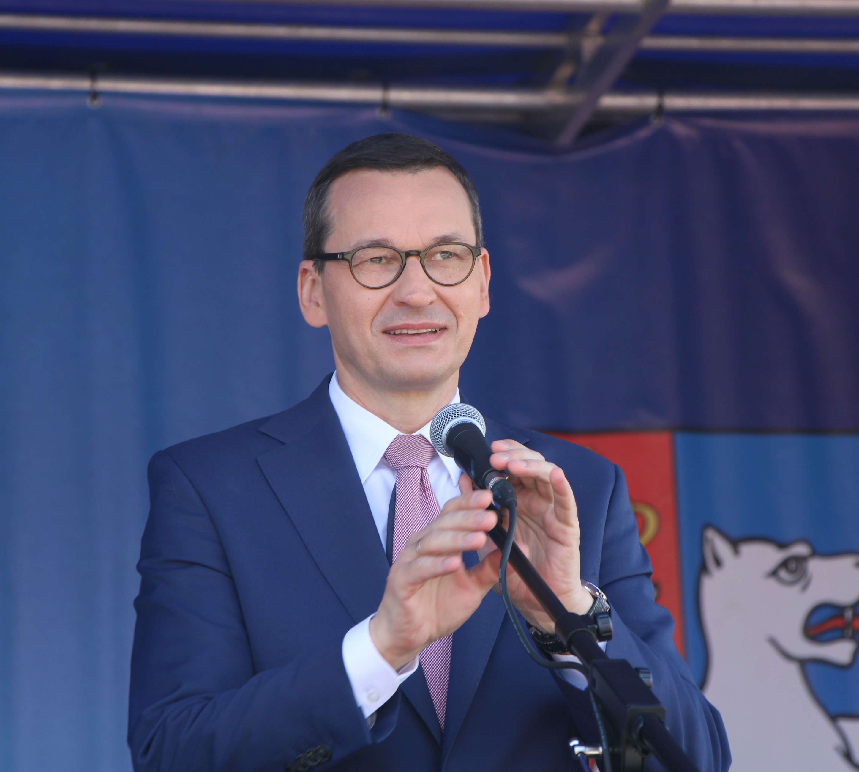 Premier Mateusz Morawiecki odwiedzi dziś powiat lubartowski. Będzie w Niedźwiadzie i Chlewiskach - Zdjęcie główne