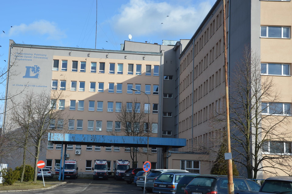Szpital wznawia przyjęcia - Zdjęcie główne