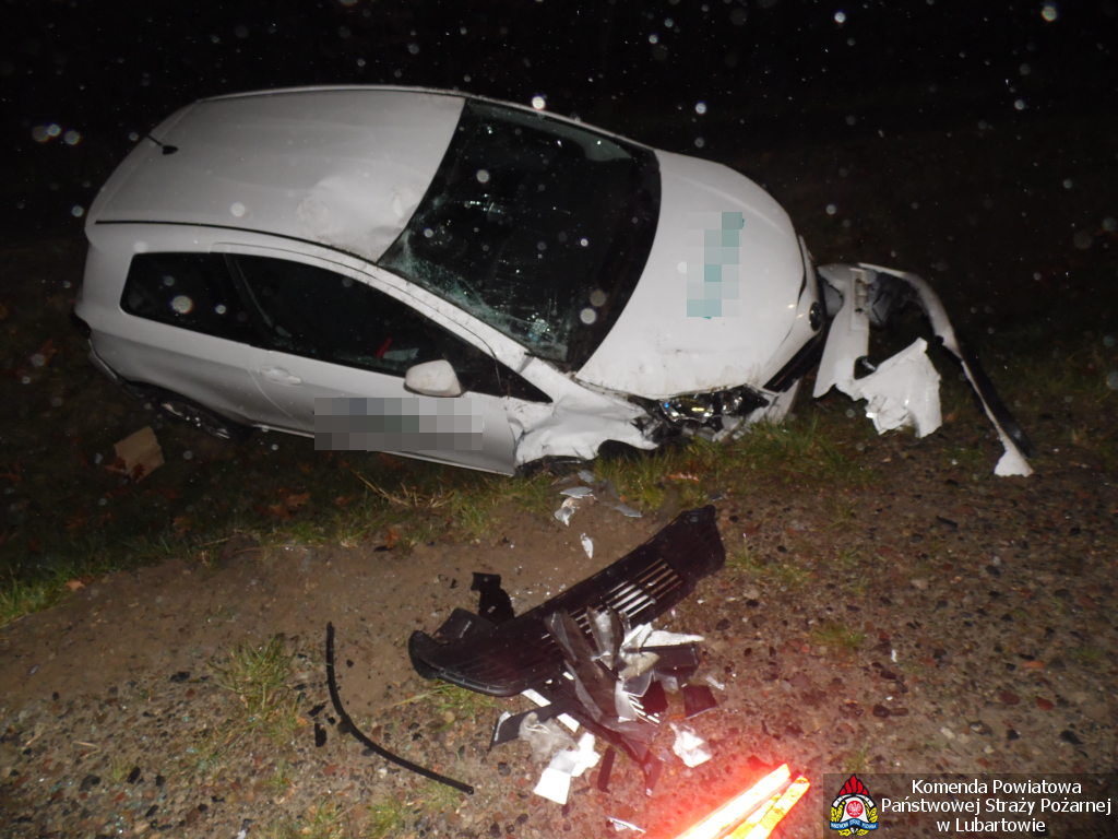 Zderzenie hyundaia i toyoty w Szczekarkowie (aktualizacja) - Zdjęcie główne