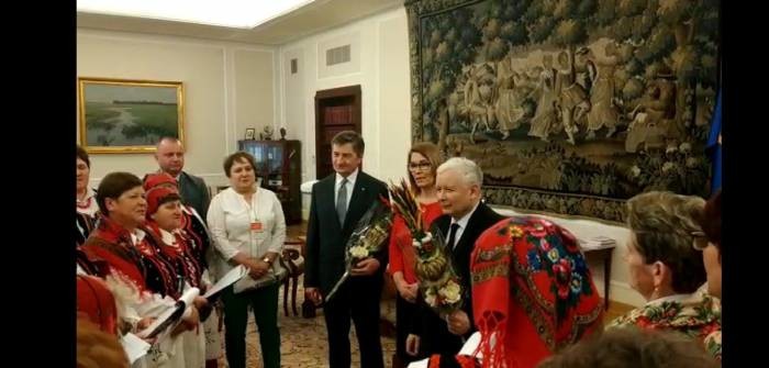 Delegacja z Niedźwiady zachwyciła prezesa Kaczyńskiego - Zdjęcie główne