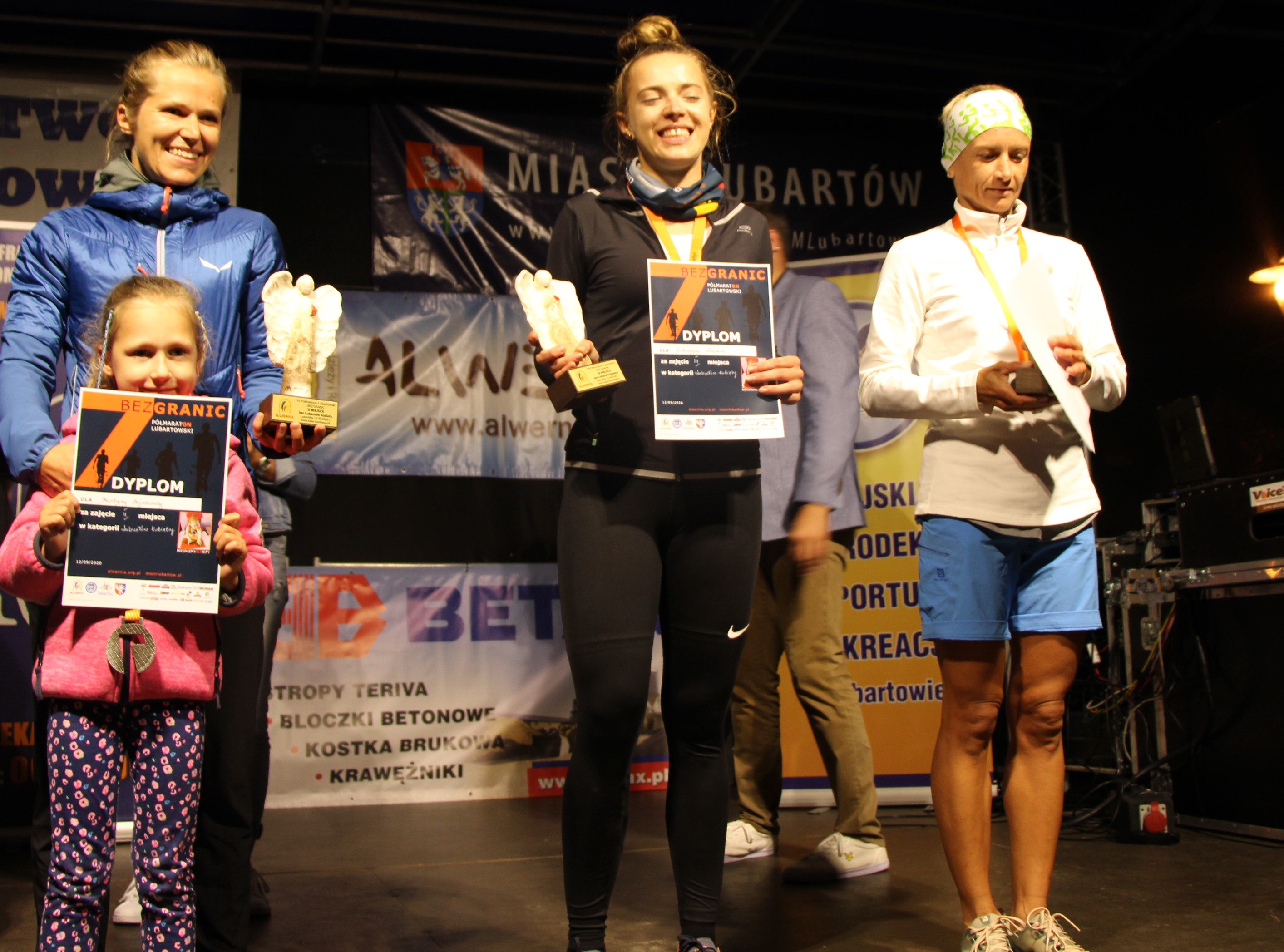 Zwyciężczynie w kategorii Lubartów kobiety: Wioletta Dessauer, Martyna Dejnecka, Katarzyna Woźniak