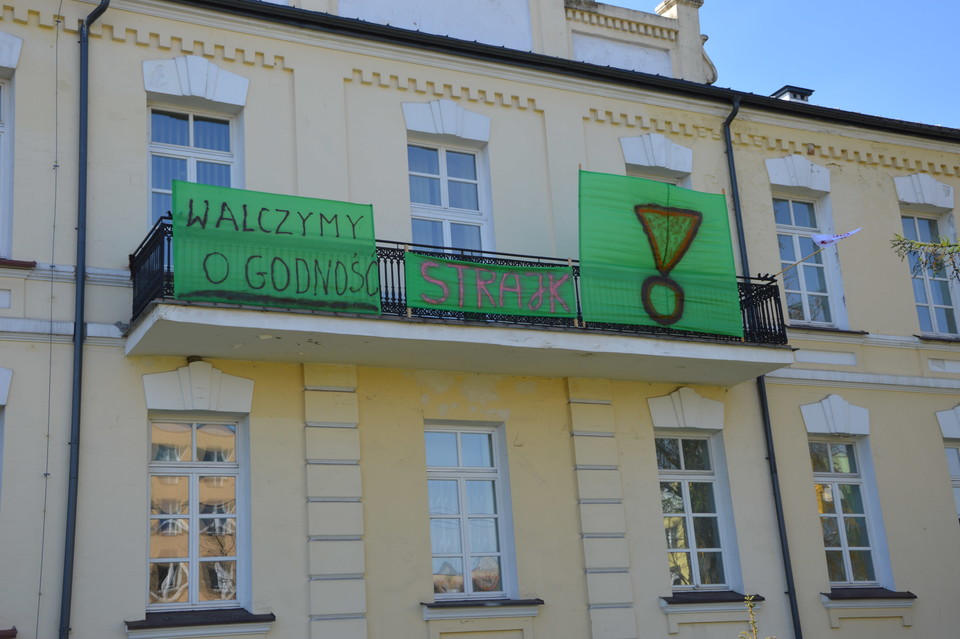 Lubartowskie dzieci wrócą do szkół, strajk zawieszony - Zdjęcie główne