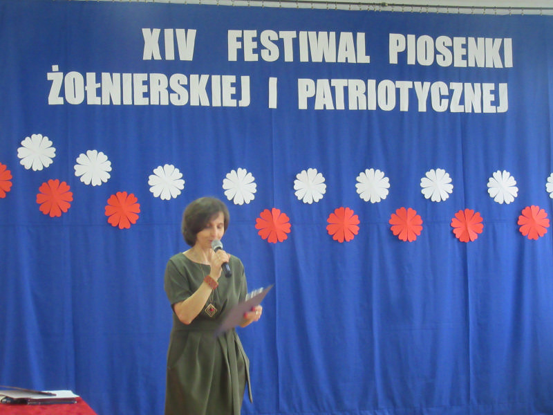 XIV Festiwal Piosenki Żołnierskiej i Patriotycznej w SP w Brzostówce - Zdjęcie główne