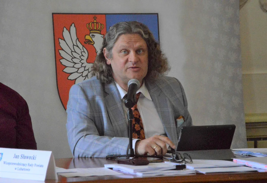 Powiat lubartowski: Tomasz Marzęda zaapelował do radnych w sprawie wyboru starosty. "Rozpocznijmy negocjacje" - Zdjęcie główne