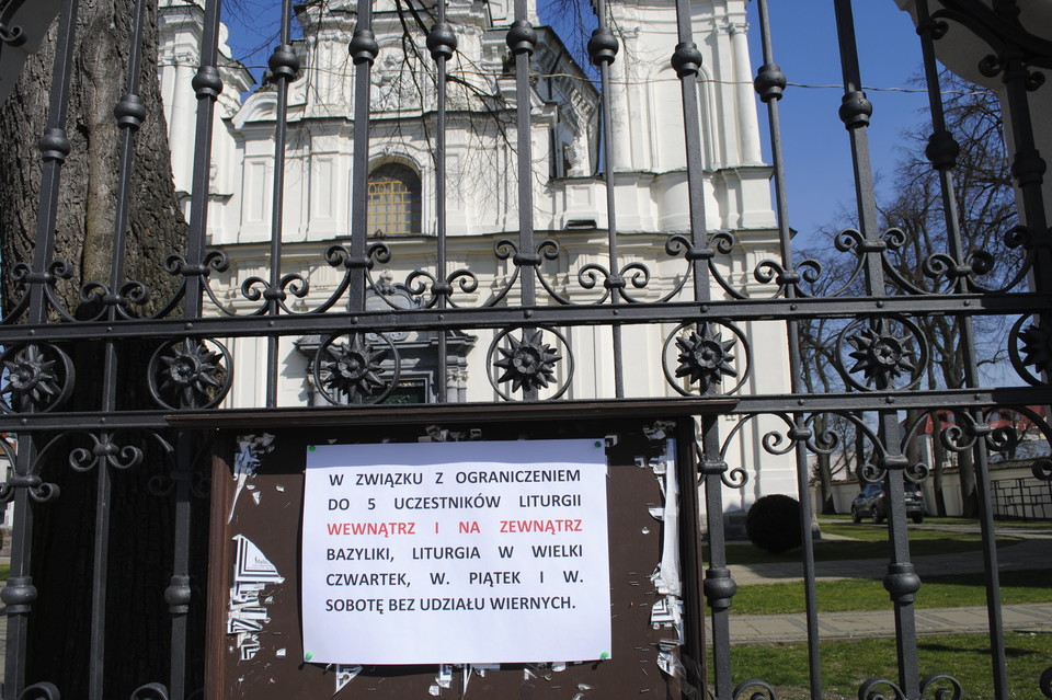 Triduum Paschalne bez wiernych - Zdjęcie główne