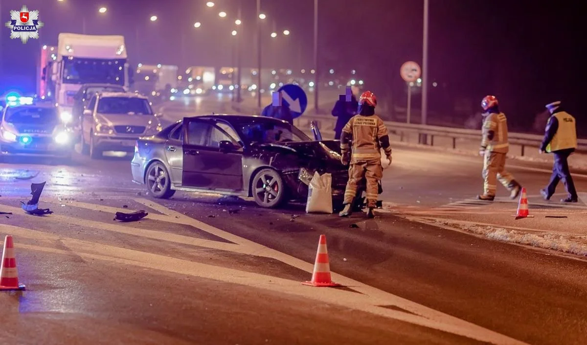 Wypadek na obwodnicy Lubartowa. Jedna osoba ranna - Zdjęcie główne