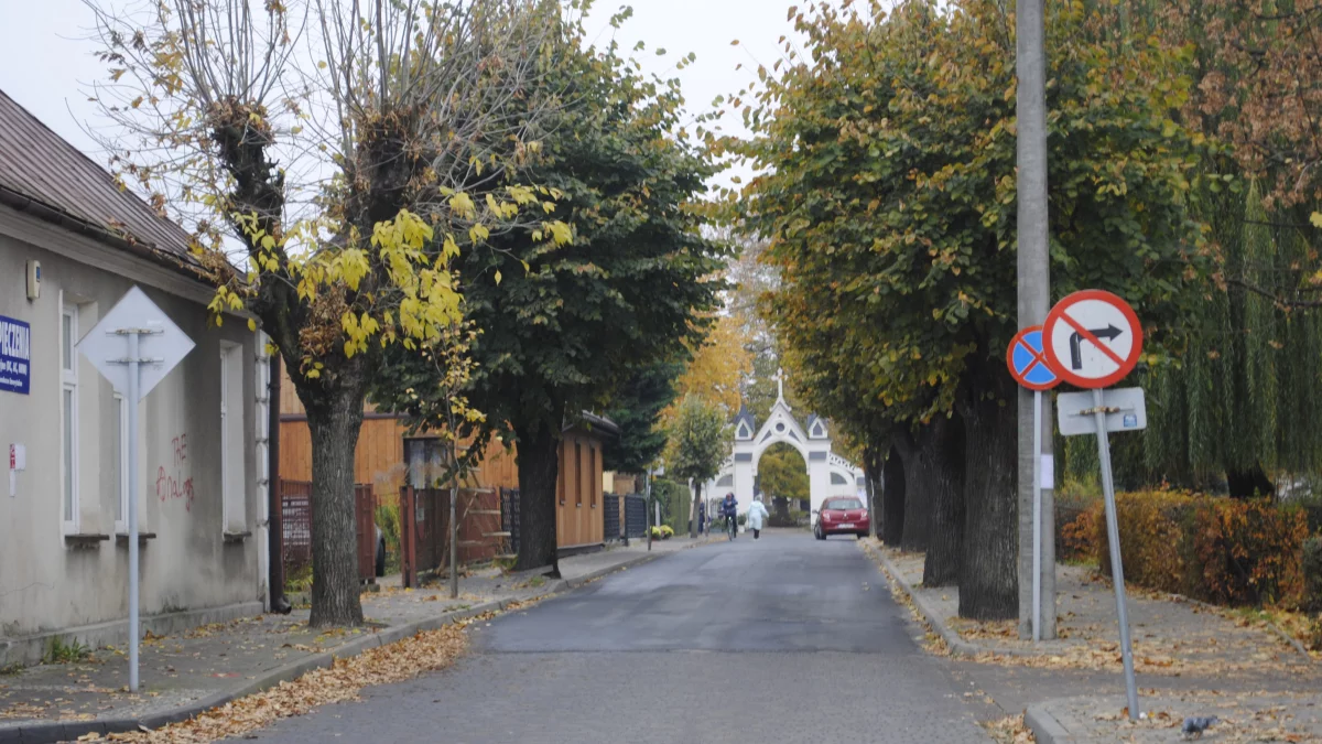 Zamkną Cmentarną na cztery dni - Zdjęcie główne