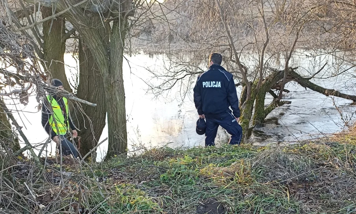 Kolejny dzień poszukiwań kobiety zaginionej pod Chlewiskami - Zdjęcie główne