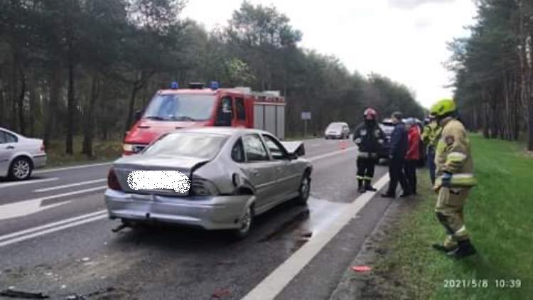 Wypadek w Firleju, jedna osoba poszkodowana - Zdjęcie główne