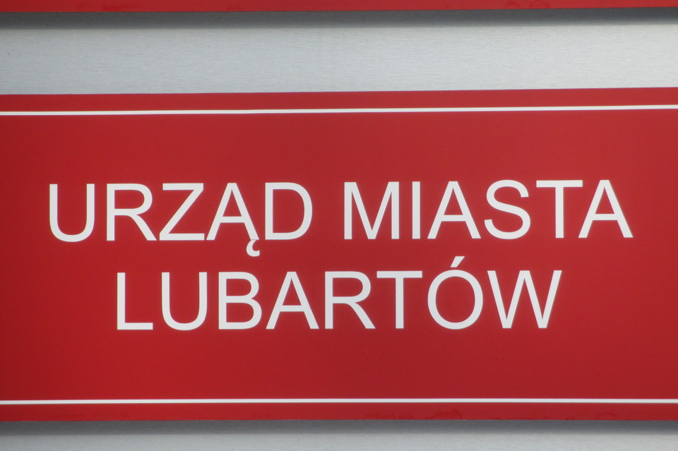 Środki ostrożności z powodu koronawirusa. Urząd Miasta w Lubartowie apeluje o ograniczenie wizyt petentów. - Zdjęcie główne