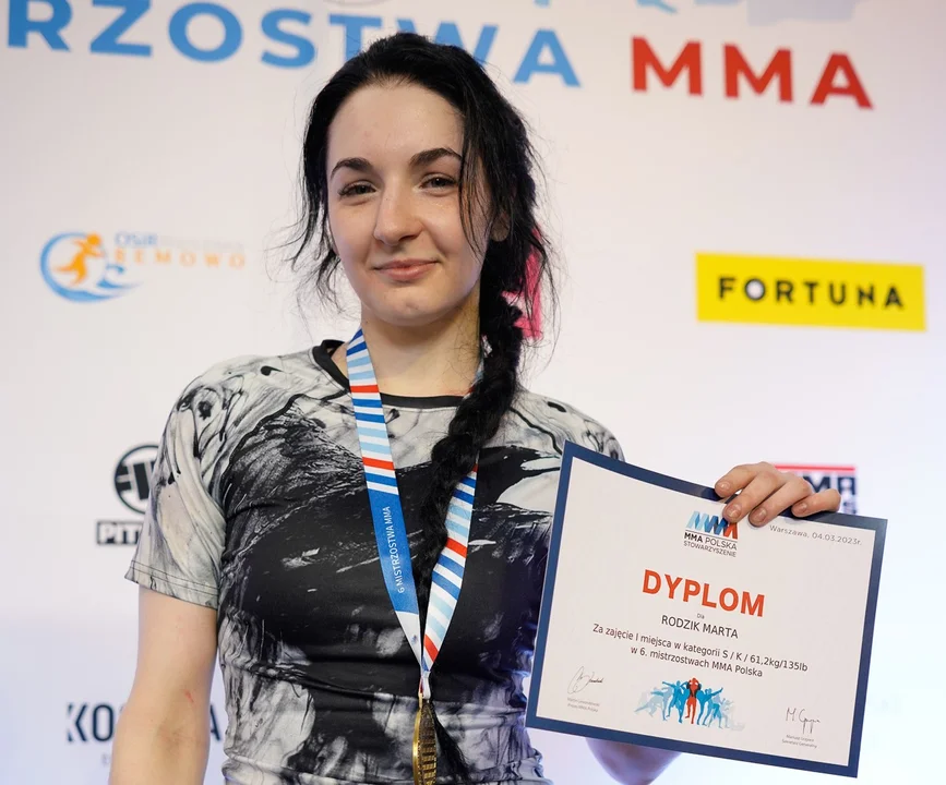 MKS "Lubartów" z Mistrzostwem Polski MMA.   Marta Rodzik z tytułem Mistrzowskim 2023 - Zdjęcie główne