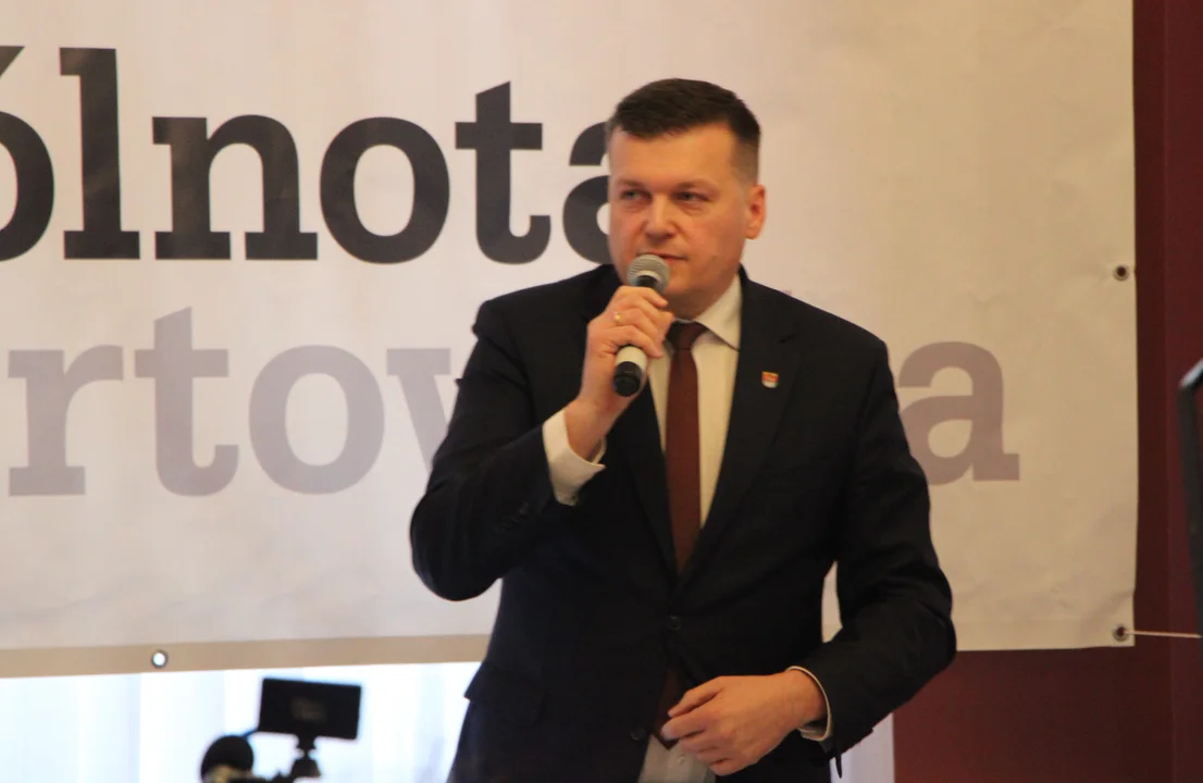 Krzysztof Paśnik wygrywa wybory. Burmistrz Lubartowa wybrany na drugą kadencję przewagą pół tysiąca głosów AKTUALIZACJA - Zdjęcie główne