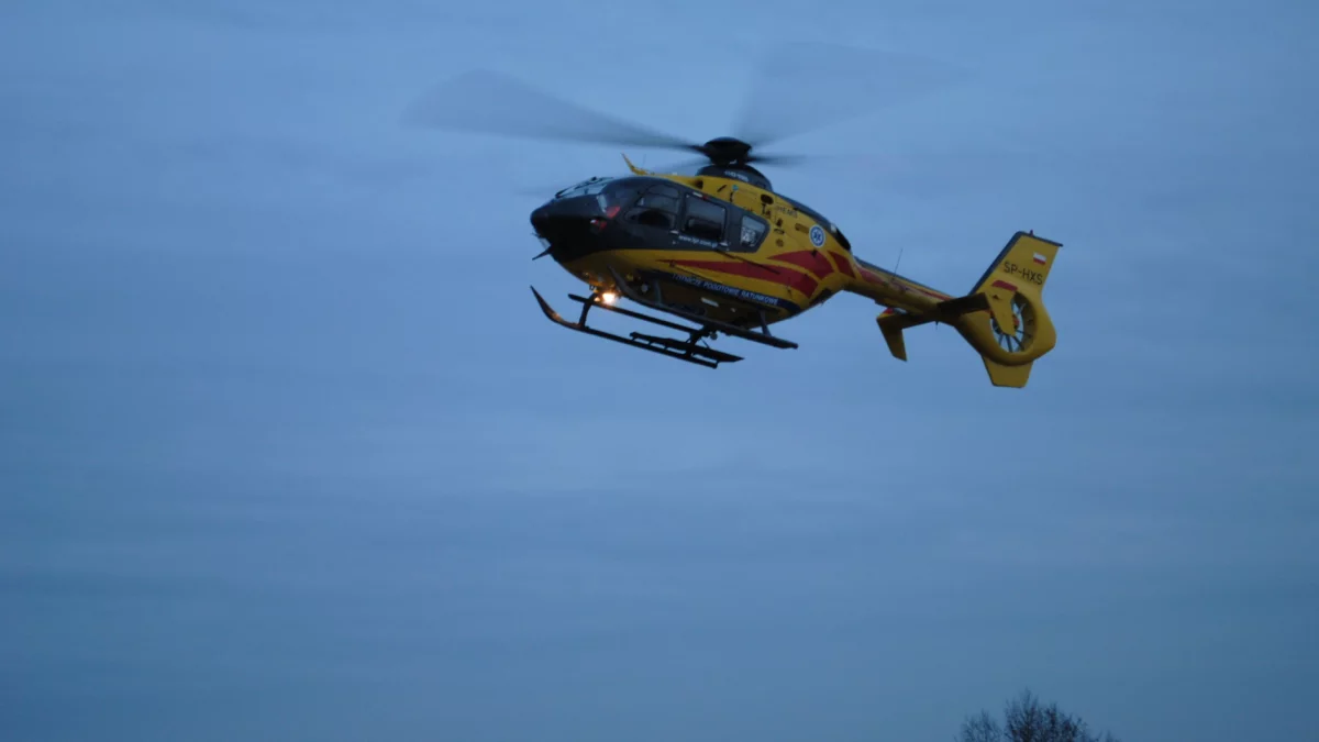 Wypadek w Rokitnie. Zderzyły się dwa motocykle, trzy osoby w szpitalu - Zdjęcie główne