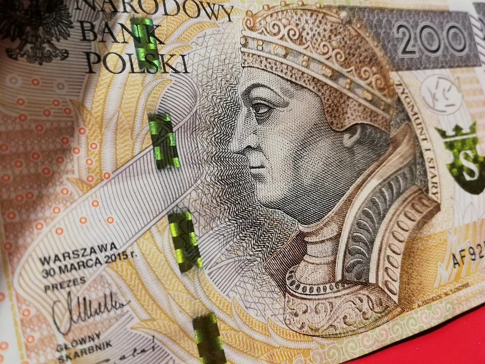 Znaleziono pieniądze w Lubartowie. Policja szuka właściciela - Zdjęcie główne