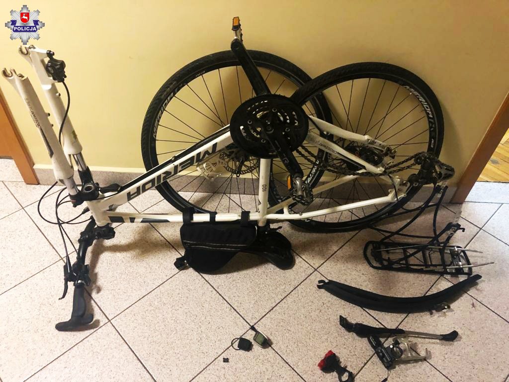Lubartów: Odzyskali rower wart 5 tys. zł. Był w piwnicy rozebrany na części - Zdjęcie główne