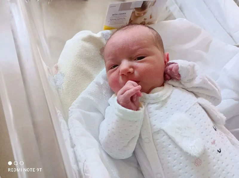 Kornelia Kubacka, Łucka, gm. Lubartów/Lublin ur. 22 kwietnia, g. 8.40, 3,3 kg, 54 cm Rodzice: Patrycja i Cezary