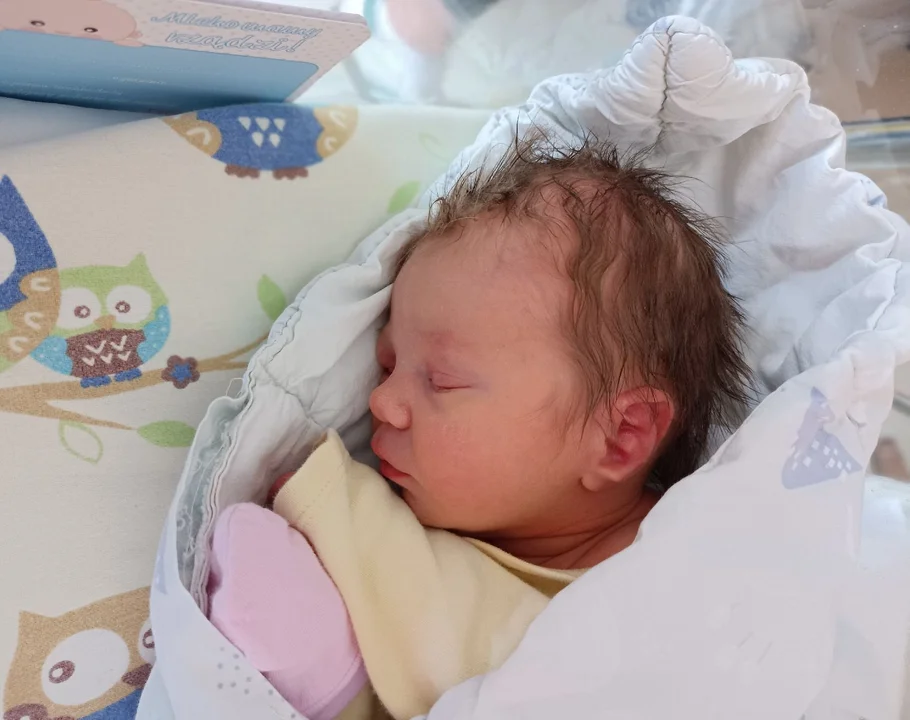 Liwia Bieniek, Radzyń Podlaski, ur. 13 czerwca, g. 21.53, 3 kg, 54 cm Rodzice: Wioletta i Damian Siostra: Kornelia (6 lat) 