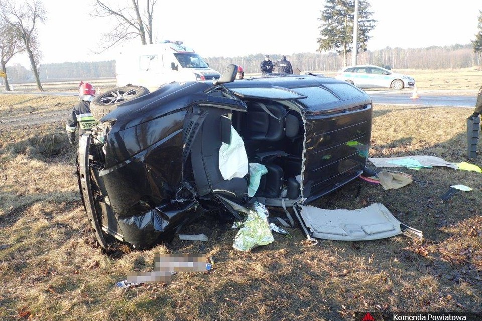 Hyundai w rowie - Zdjęcie główne