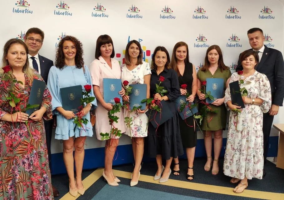 Nowe nauczycielki mianowane w Lubartowie. Otrzymały nominacje od burmistrza - Zdjęcie główne