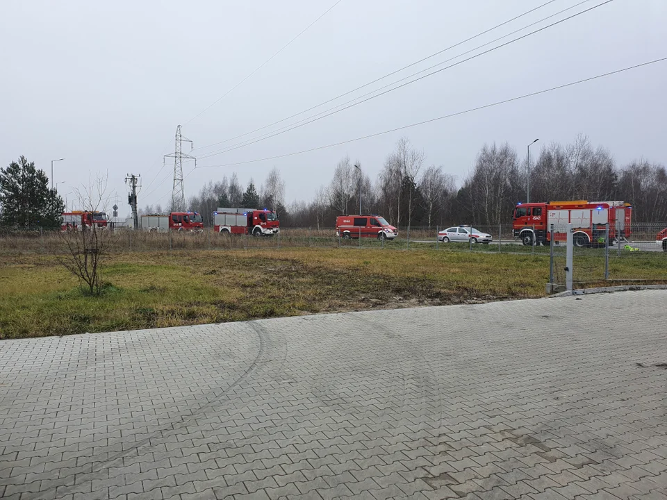 Zgłoszenie: Wyciek gazu na Strefowej w Lubartowie. Przyjechali strażacy z Lublina(zdjęcia) - Zdjęcie główne