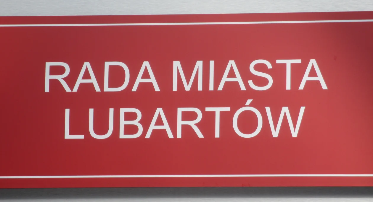 Opozycjoniści z Lubartowa chcą sesji nadzwyczajnej Rady Miasta - Zdjęcie główne