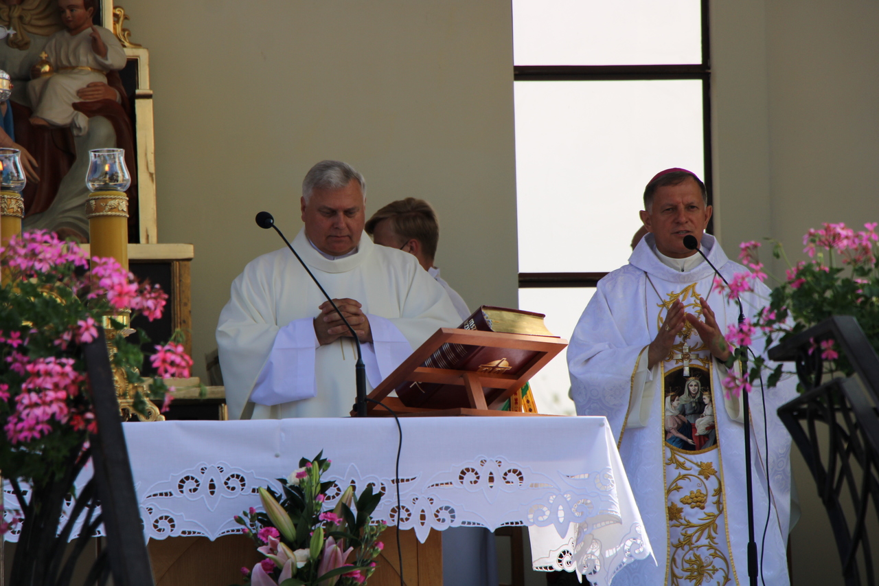 Ks. Andrzej Juźko i abp Mieczysław Mokrzycki