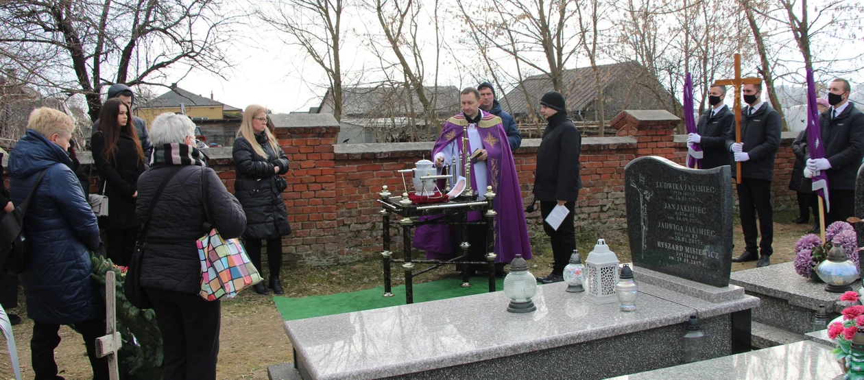 Pożegnaliśmy Wojciecha Serwatko. Skarbnik powiatu lubartowskiego został pochowany w Wohyniu (zdjęcia) - Zdjęcie główne