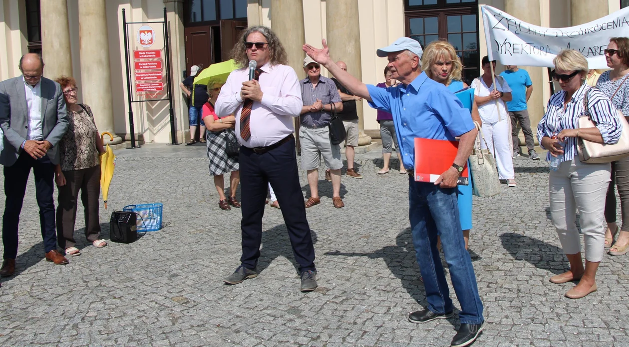 Znowu staną w obronie Makarewicza. Jutro kolejny protest pracowników szpitala - Zdjęcie główne