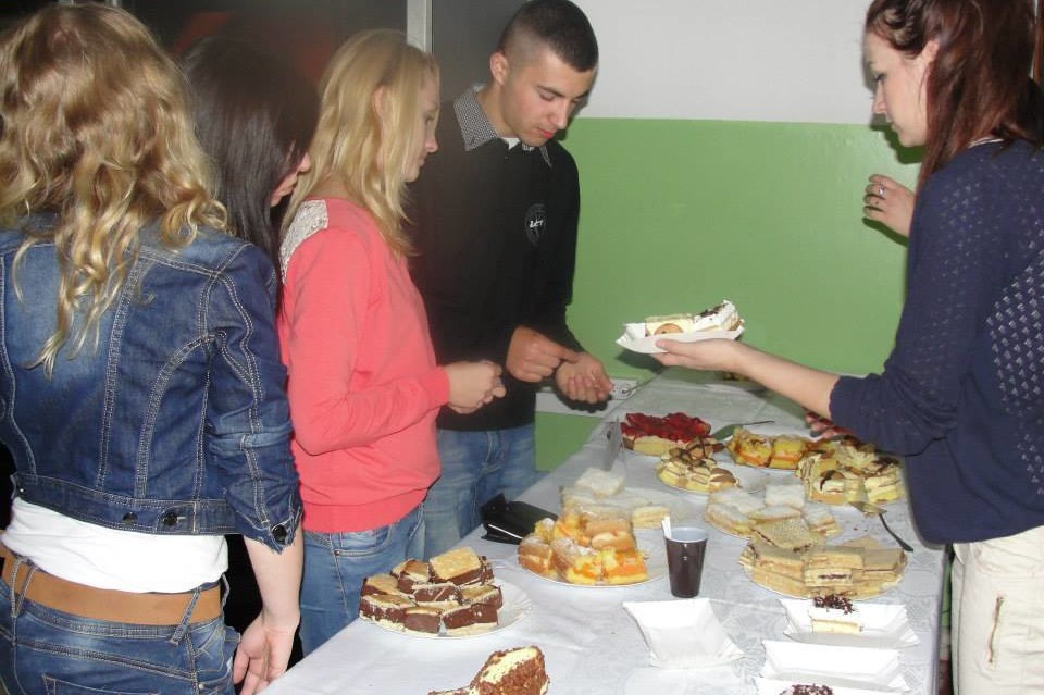 W poszukiwaniu drogi do szczęścia - przez żołądek do serca - Zdjęcie główne