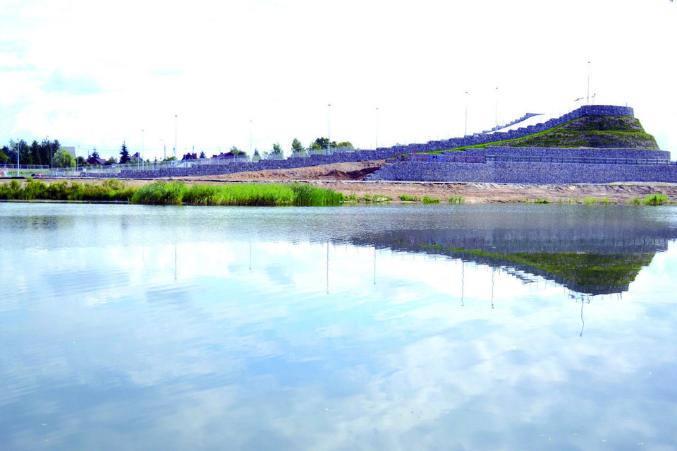 Plażowanie, kąpiele i objazd w Międzyrzecu - Zdjęcie główne